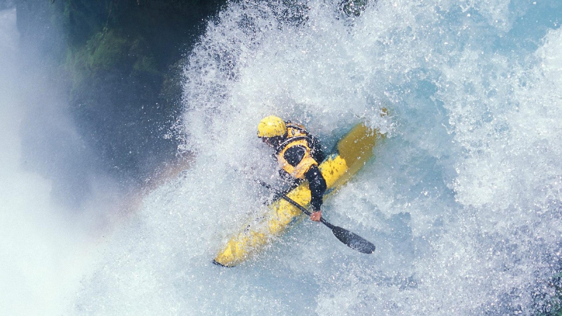“青春奋起”青少年篮球公益主题电影在全国热映,弘扬拼搏精神